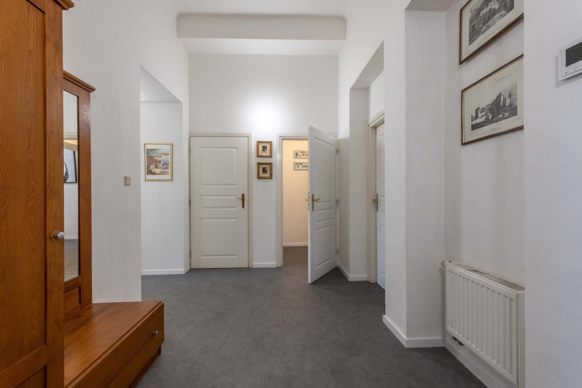Centrally Located 3Bd Home Near National Museum Prague Exterior photo